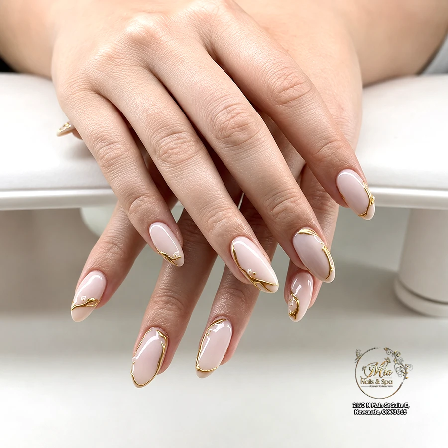 Mia Nails & Spa